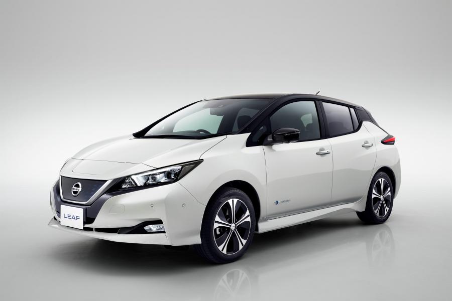  Nissan Leaf 2.zero 2017 года  (JP) (фото 16 из 56)